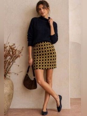 Charlie & Robin Anthropologie Geometric Quilted Pencil Skirt in Navy Gold Size 4